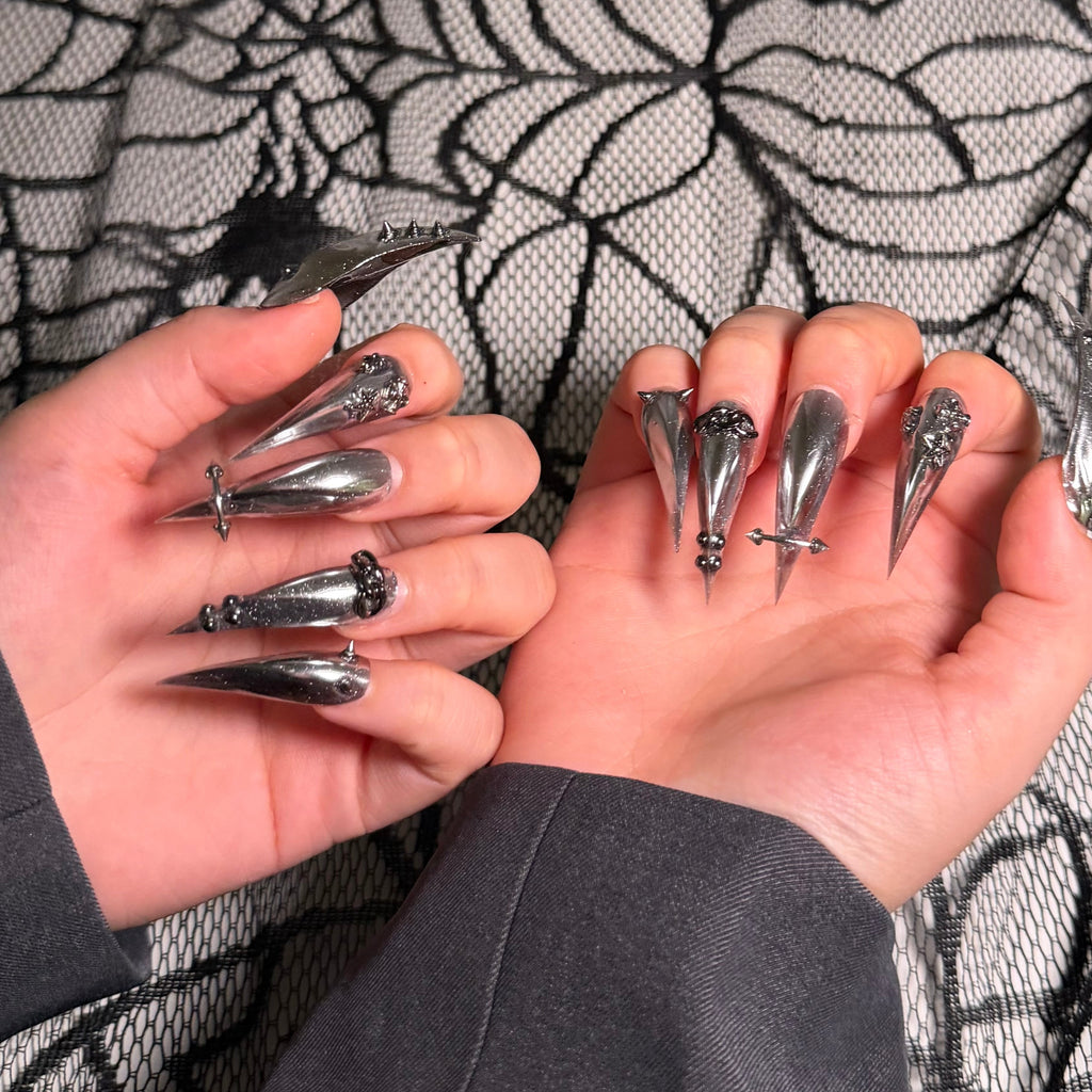 Chrome Thorn