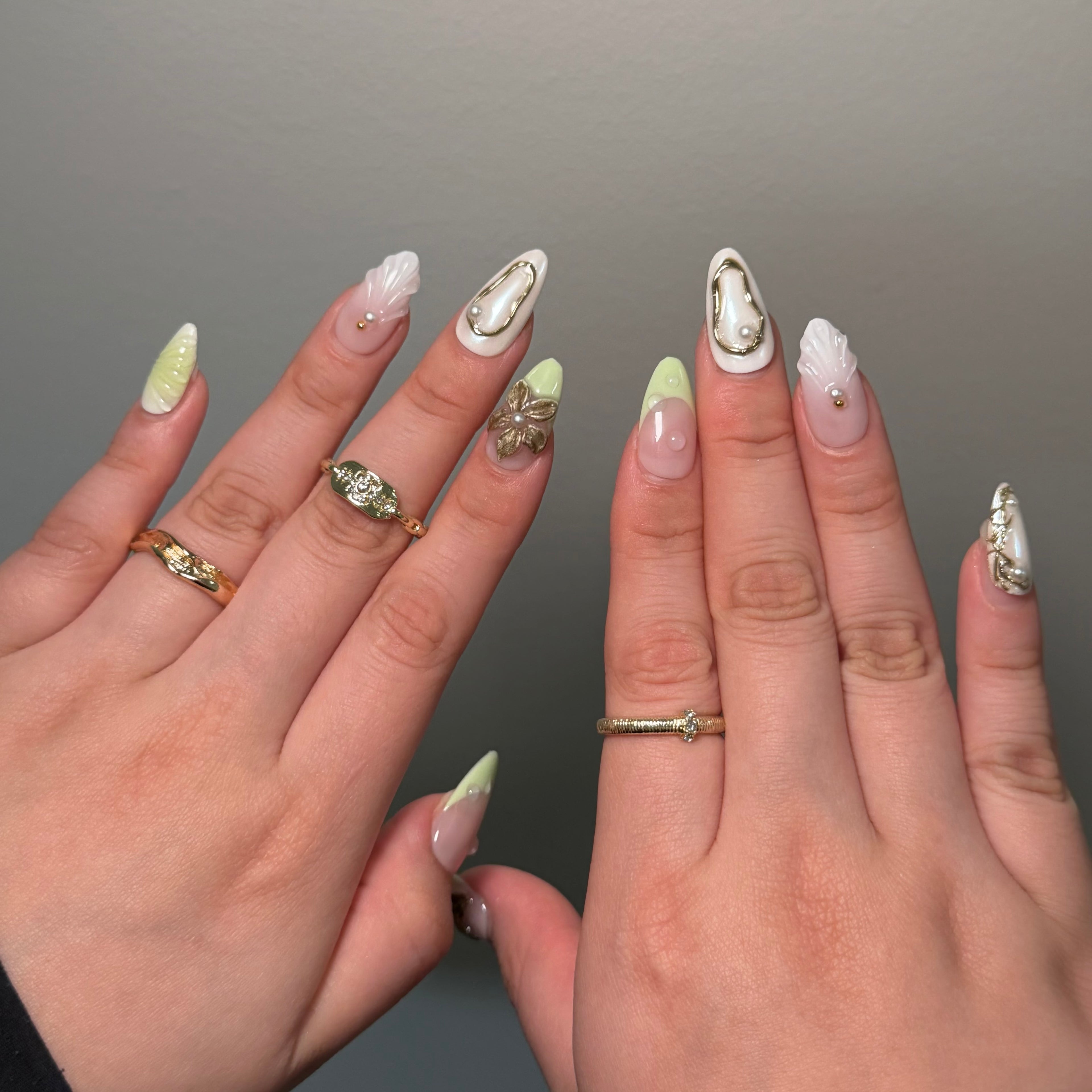 Pistachio 3D Floral