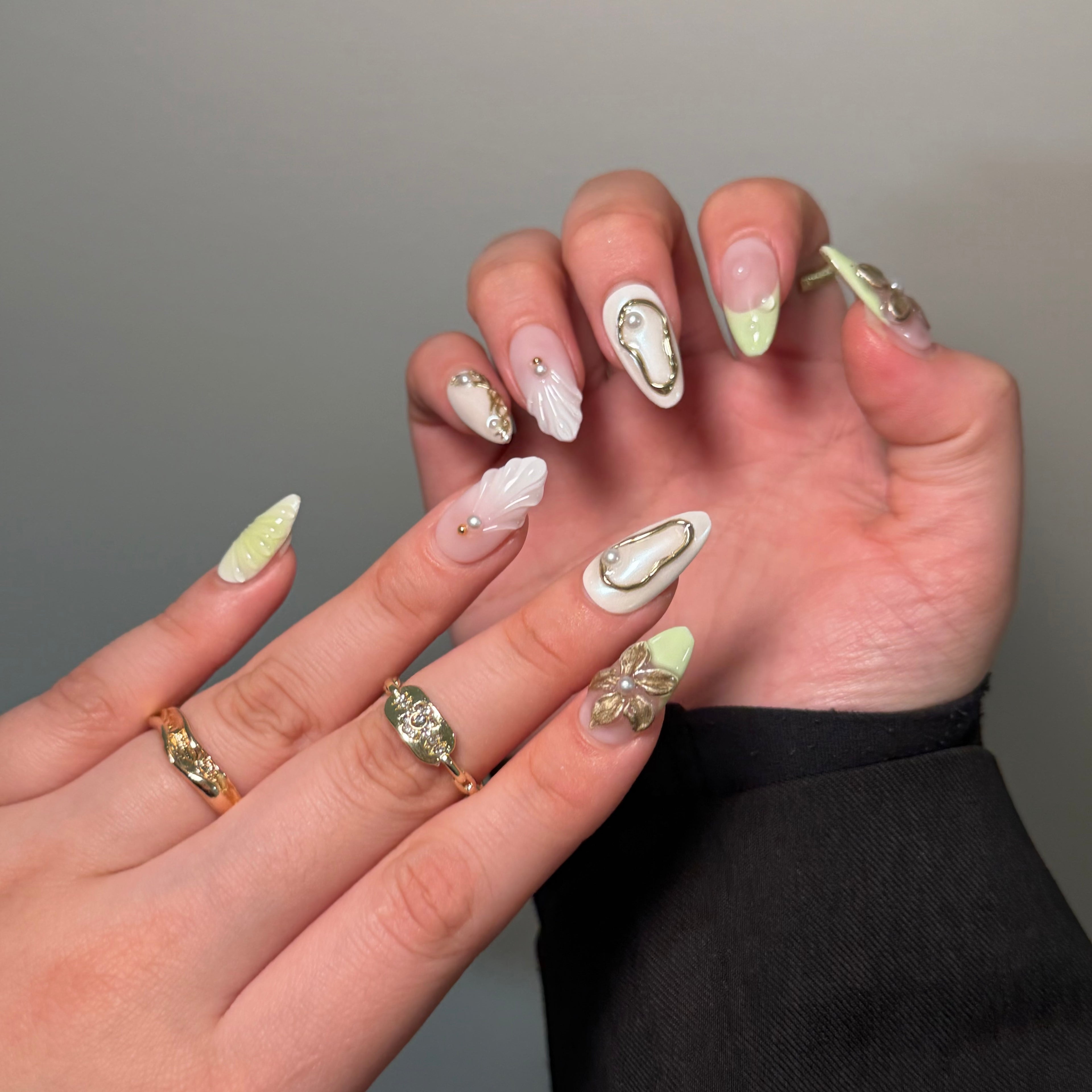 Pistachio 3D Floral