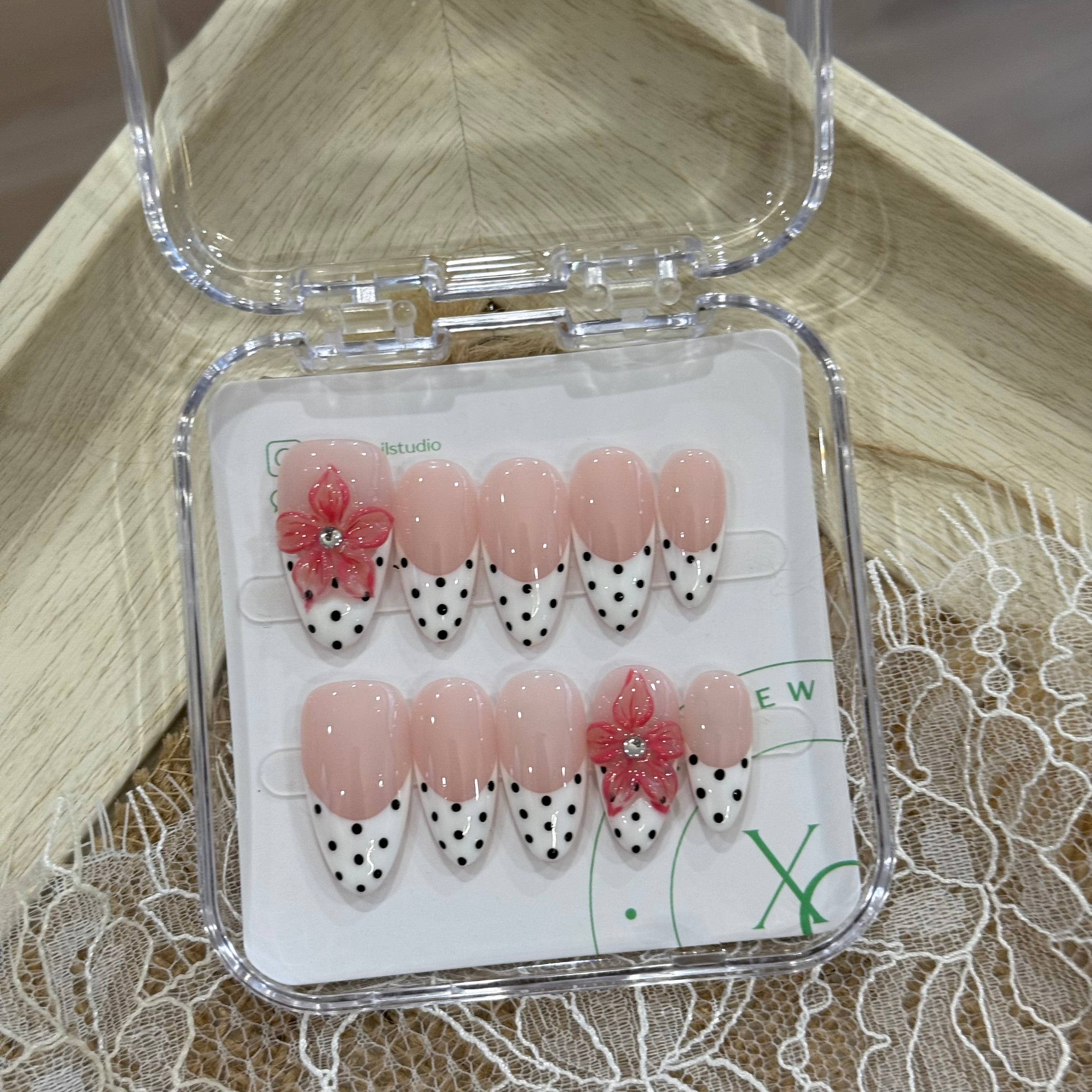 Polka Bloom