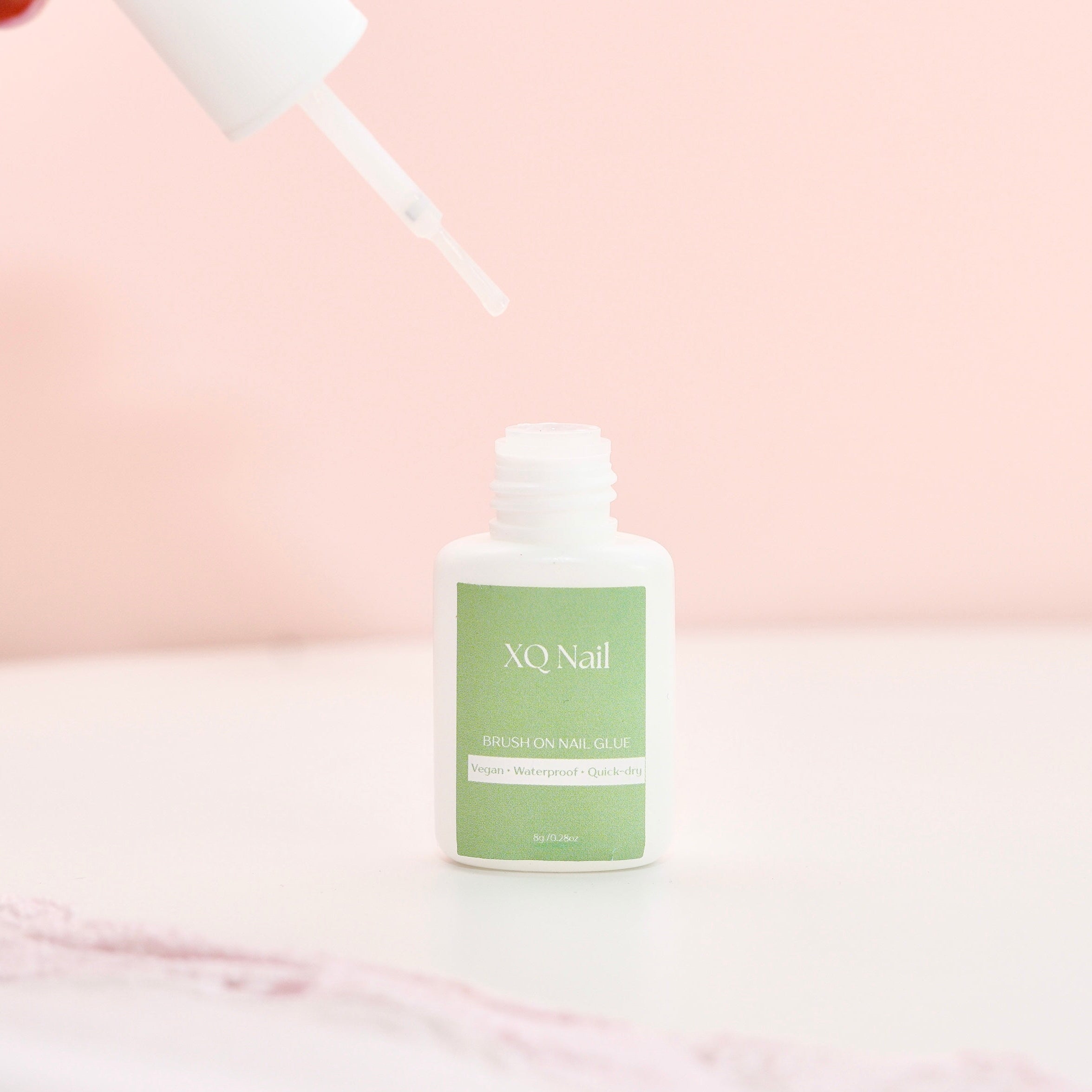 Brush on Nail Glue