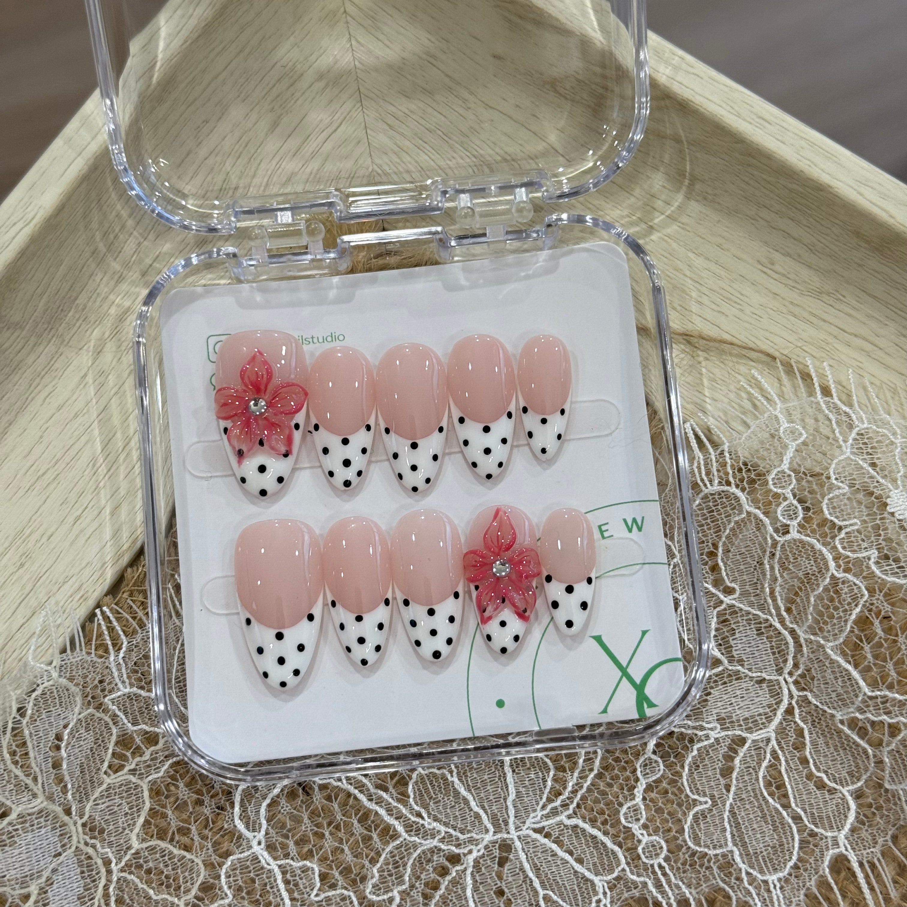 Polka Bloom