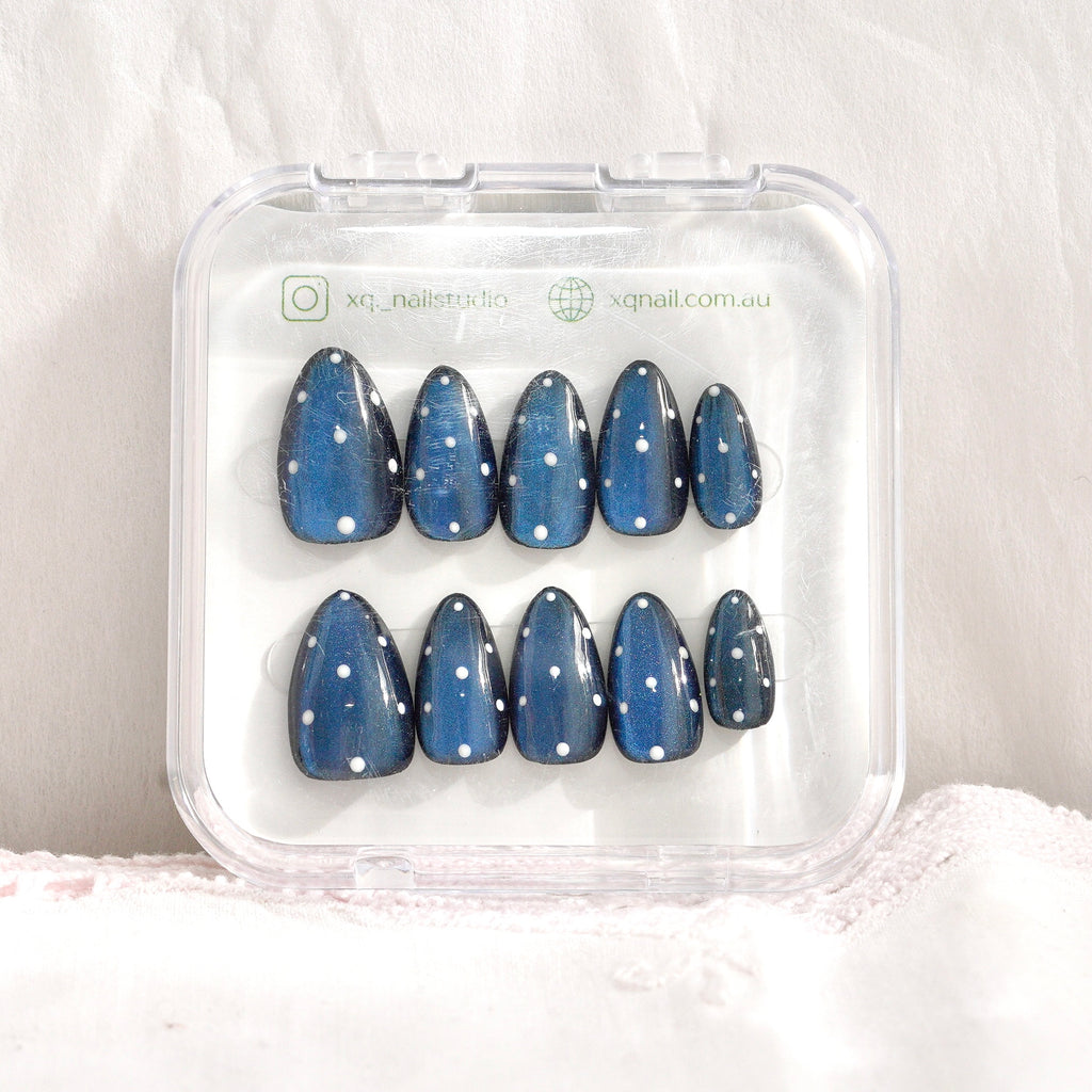 Midnight Blue Cat Eye